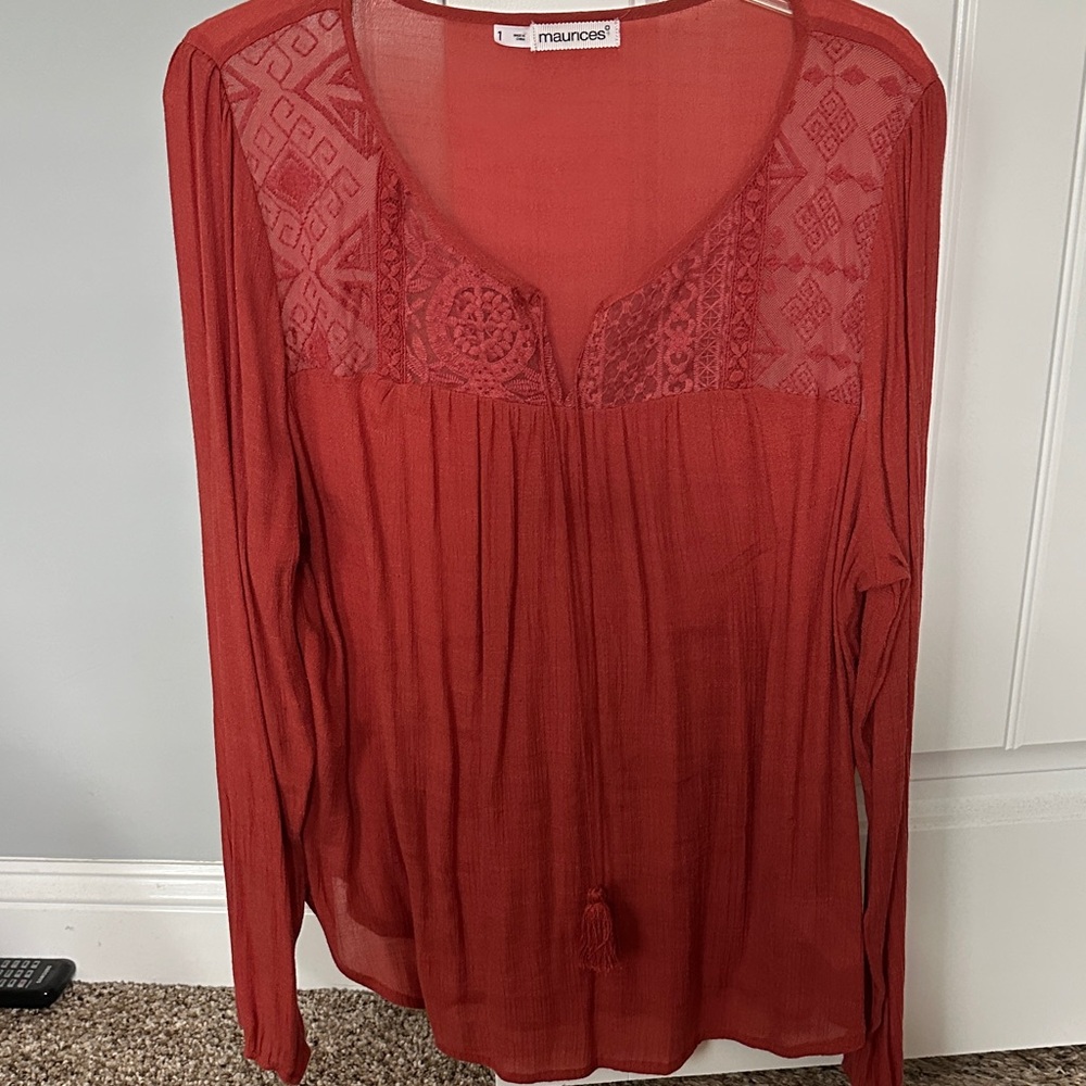 Maurices rust color Lace Accent Blouse size 1